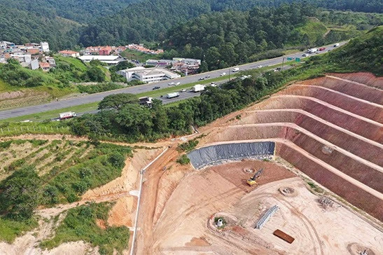 Serviço de drone para acompanhamento obra